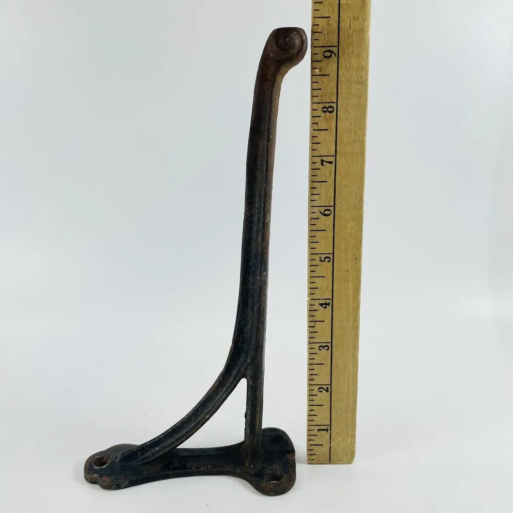 Rustic Cast Iron Tack Hook Wall Mount Equestrian Stable Barn Hanger VTG 9.25